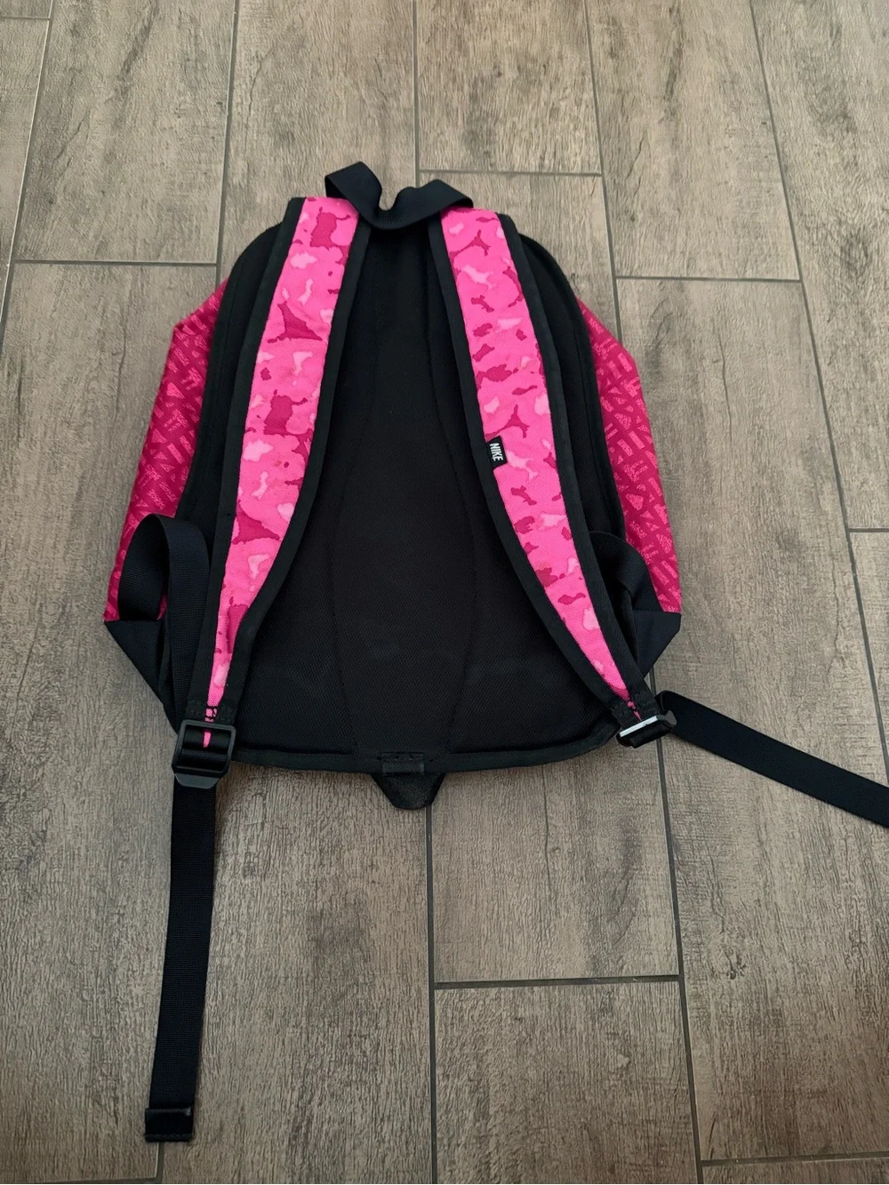 Nike Young Athletes Cheyenne Print/Hyper Pink/Black/Silver Backpack Kids